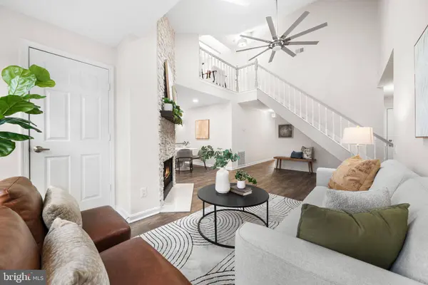 12014 GOLF RIDGE CT #302, Fairfax, VA 22033