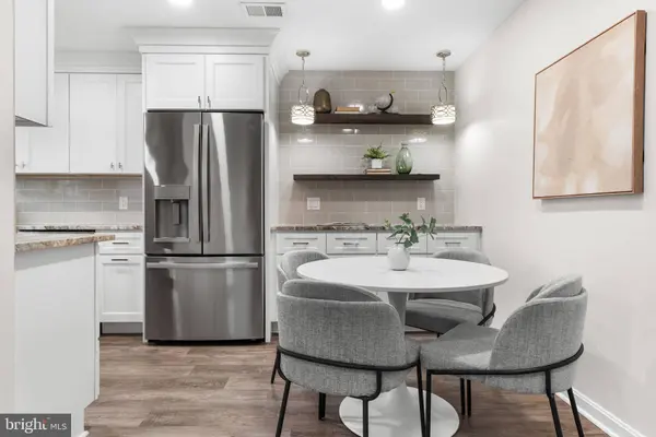 12014 GOLF RIDGE CT #302, Fairfax, VA 22033