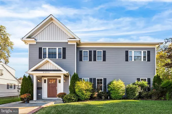 3209 NOTTAGE LN, Falls Church, VA 22042