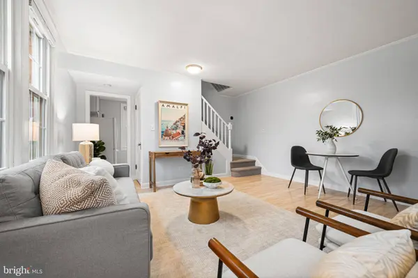 1100 S BARTON ST #295, Arlington, VA 22204