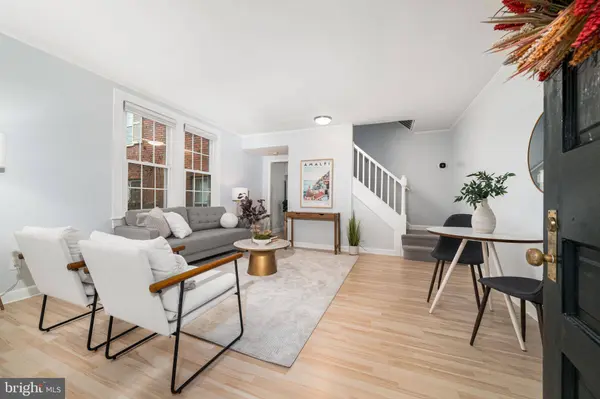 1100 S BARTON ST #295, Arlington, VA 22204