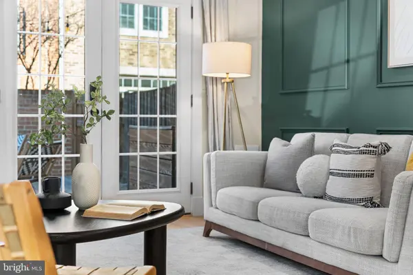 6707 WASHINGTON BLVD #D, Arlington, VA 22213