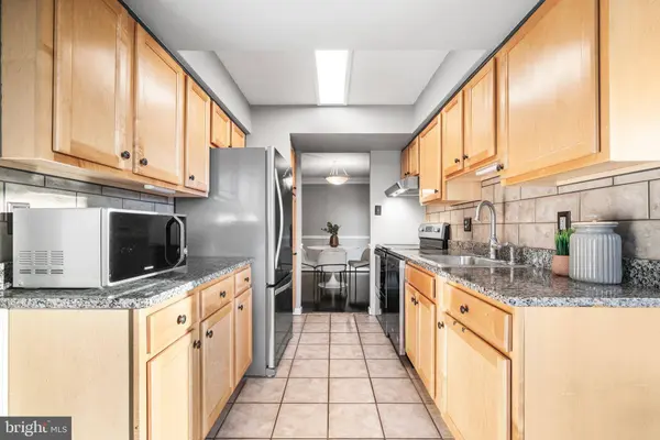 4500 S FOUR MILE RUN DR #710, Arlington, VA 22204