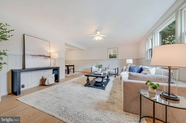 2566 MILITARY RD, Arlington, VA 22207