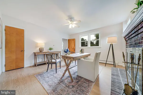 2566 MILITARY RD, Arlington, VA 22207