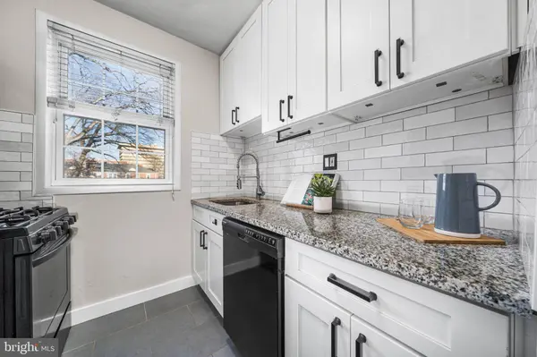 201 N TRENTON ST #201-1, Arlington, VA 22203