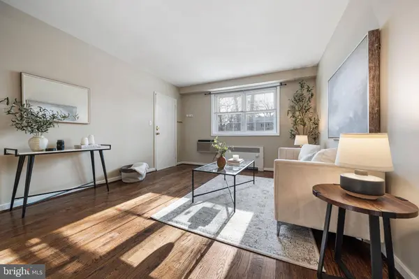 201 N TRENTON ST #201-1, Arlington, VA 22203