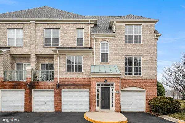 12180 ABINGTON HALL PL #207, Reston, VA 20190