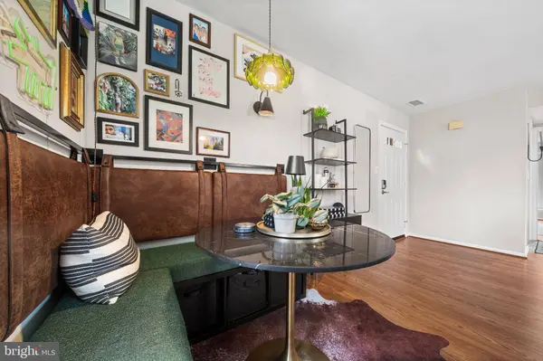 2594-H S H S ARLINGTON MILL DR 8 #8, Arlington, VA 22206