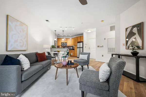 2665 PROSPERITY AVE #231, Fairfax, VA 22031