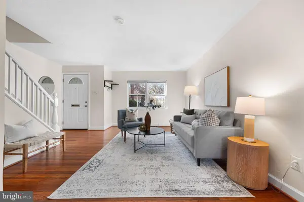 2803-A 16TH RD S #2803A, Arlington, VA 22204