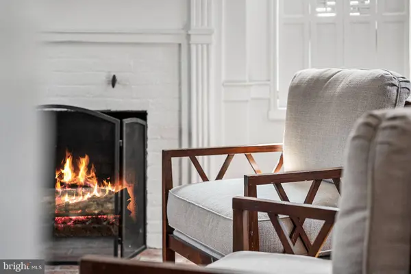 106 N COURT ST, Frederick, MD 21701