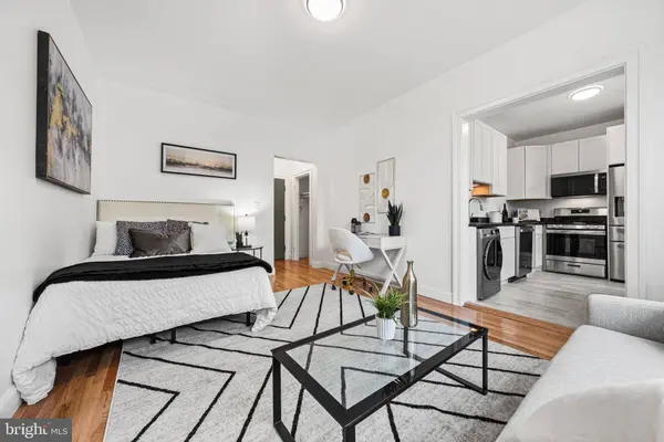 105 6TH ST SE #205, Washington, DC 20003