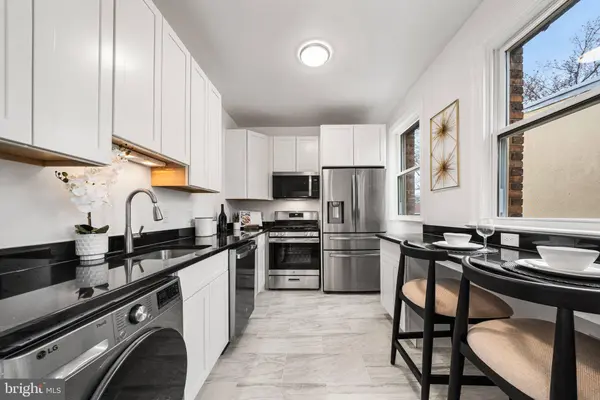 105 6TH ST SE #205, Washington, DC 20003