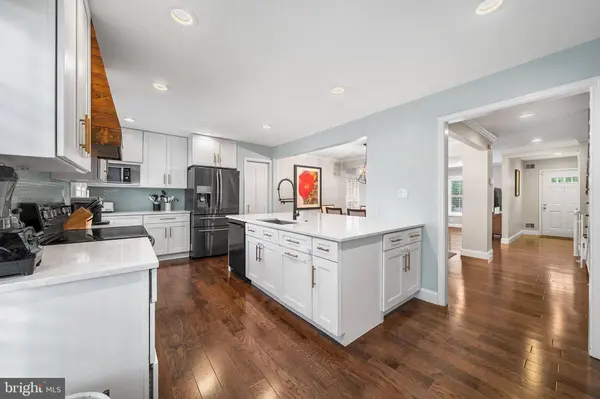 5025 DOMAIN PL #26, Alexandria, VA 22311