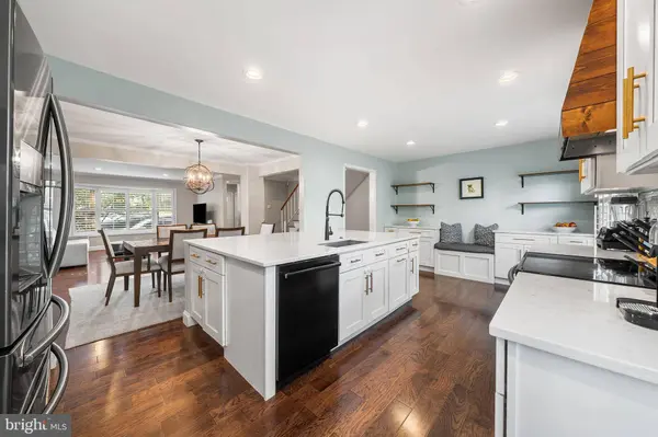 5025 DOMAIN PL #26, Alexandria, VA 22311