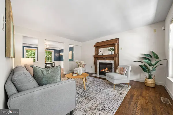 9914 BENT TREE LN, Manassas, VA 20111