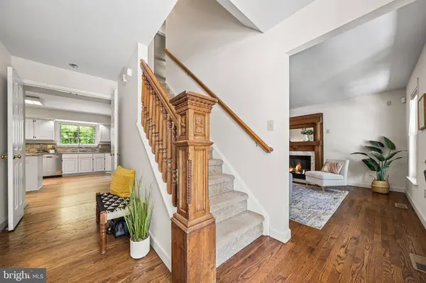 9914 BENT TREE LN, Manassas, VA 20111