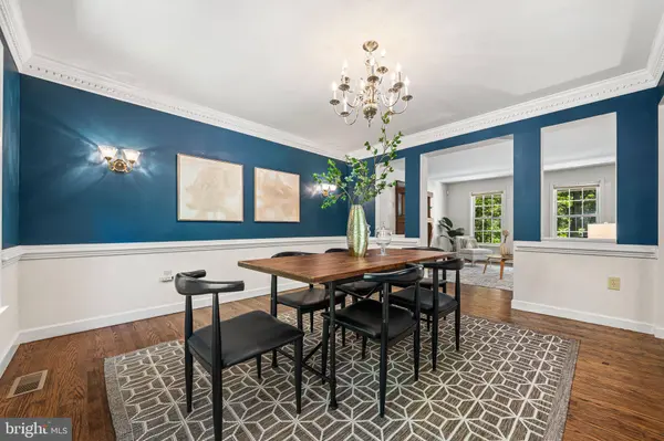 9914 BENT TREE LN, Manassas, VA 20111