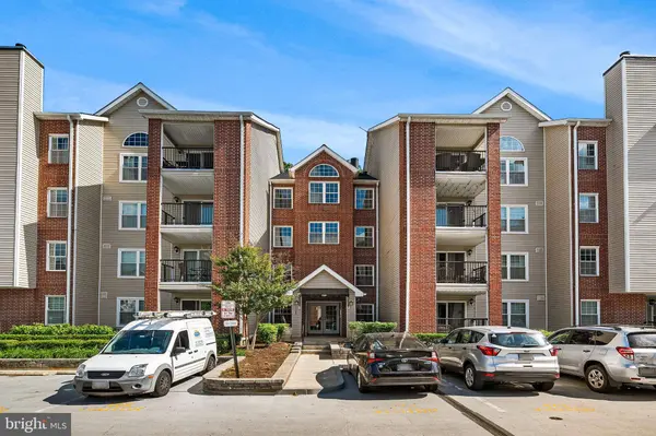 3309 WYNDHAM CIR #2171, Alexandria, VA 22302
