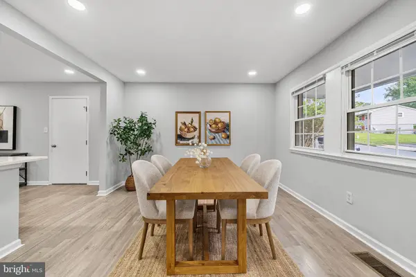 4543 EVANSDALE RD, Woodbridge, VA 22193