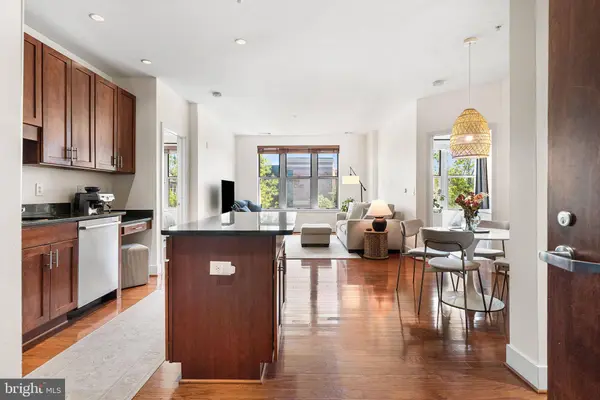 1800 WILSON BLVD #318, Arlington, VA 22201