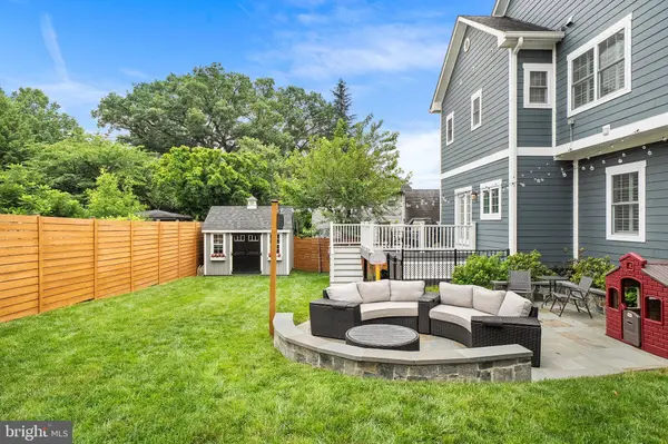 613 S BUCHANAN ST, Arlington, VA 22204