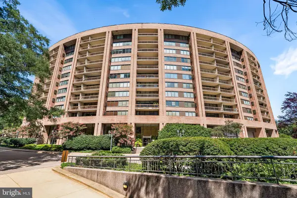 1805 CRYSTAL DR #315S