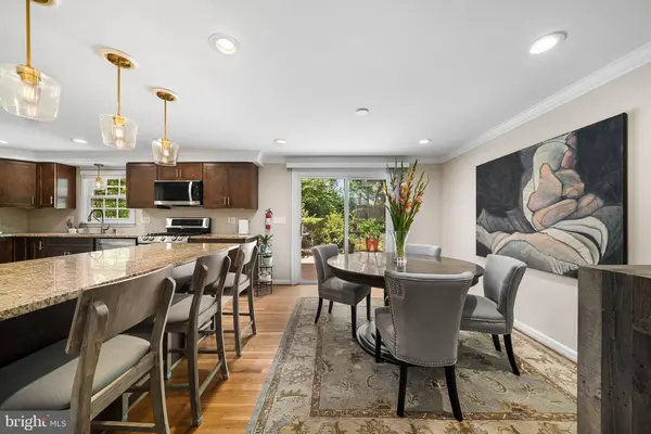 2726 WELCOME DR, Falls Church, VA 22046