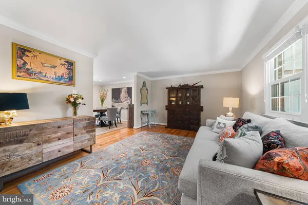 2726 WELCOME DR, Falls Church, VA 22046