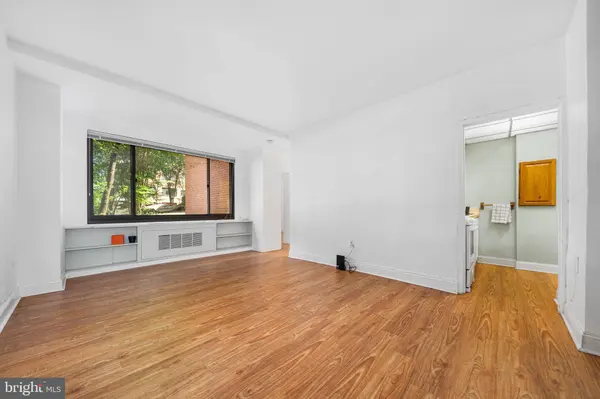 1021 ARLINGTON BLVD #241, Arlington, VA 22209