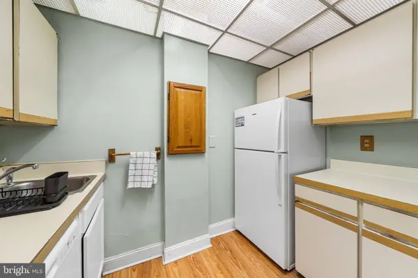 1021 ARLINGTON BLVD #241, Arlington, VA 22209