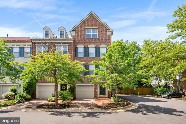 349 LIVERMORE LN