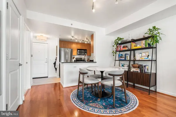 1021 N GARFIELD ST #712, Arlington, VA 22201