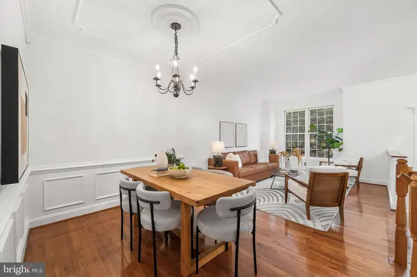 3913 CHARLES AVE, Alexandria, VA 22305