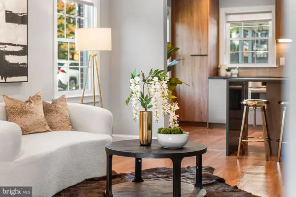 2719 N EDISON ST, Arlington, VA 22207