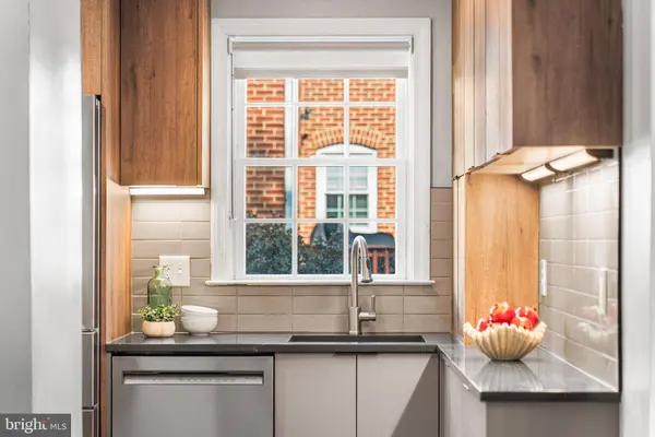 2719 N EDISON ST, Arlington, VA 22207