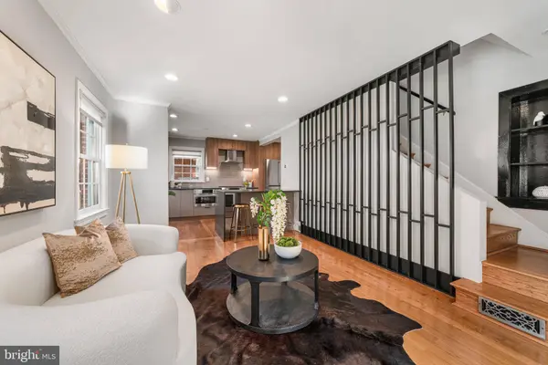 2719 N EDISON ST, Arlington, VA 22207