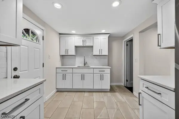 1378 Hamilton St, Elizabeth City, NJ 07208