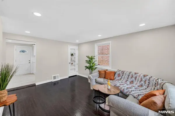 1380 Hamilton ST, Elizabeth, NJ 07208