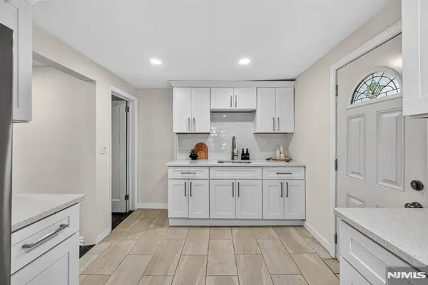 1380 Hamilton ST, Elizabeth, NJ 07208