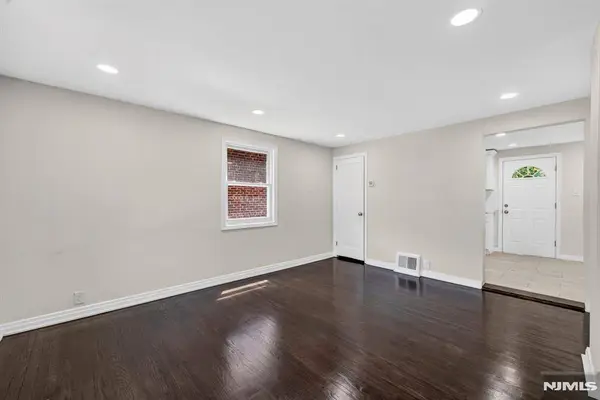 1378 Hamilton ST, Elizabeth, NJ 07208