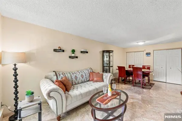 1338 Lavender CT