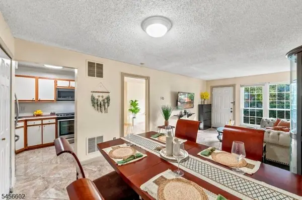 1338 Lavender Ct, Mahwah Twp., NJ 07430