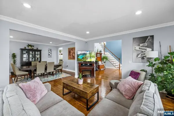 39 Paterson AVE, Clifton, NJ 07014