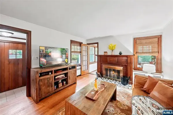 724 Eagle Rock AVE, West Orange, NJ 07052