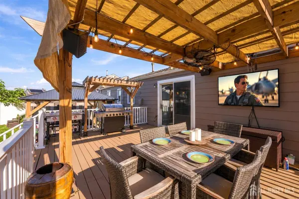 27 Harrison AVE, Carteret, NJ 07008