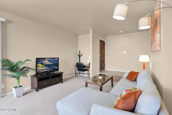 10080 E MOUNTAINVIEW LAKE Drive #F261, Scottsdale, AZ 85258