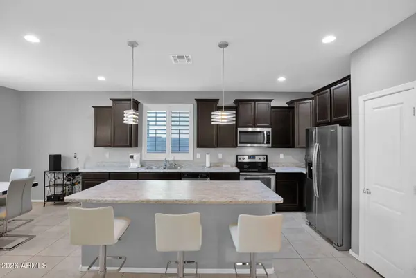 10219 W LAWRENCE Lane, Peoria, AZ 85345