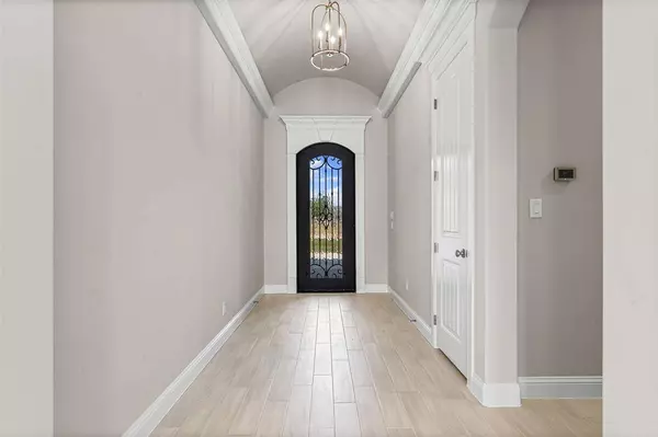 3016 Hazlewood Road, Granbury, TX 76049